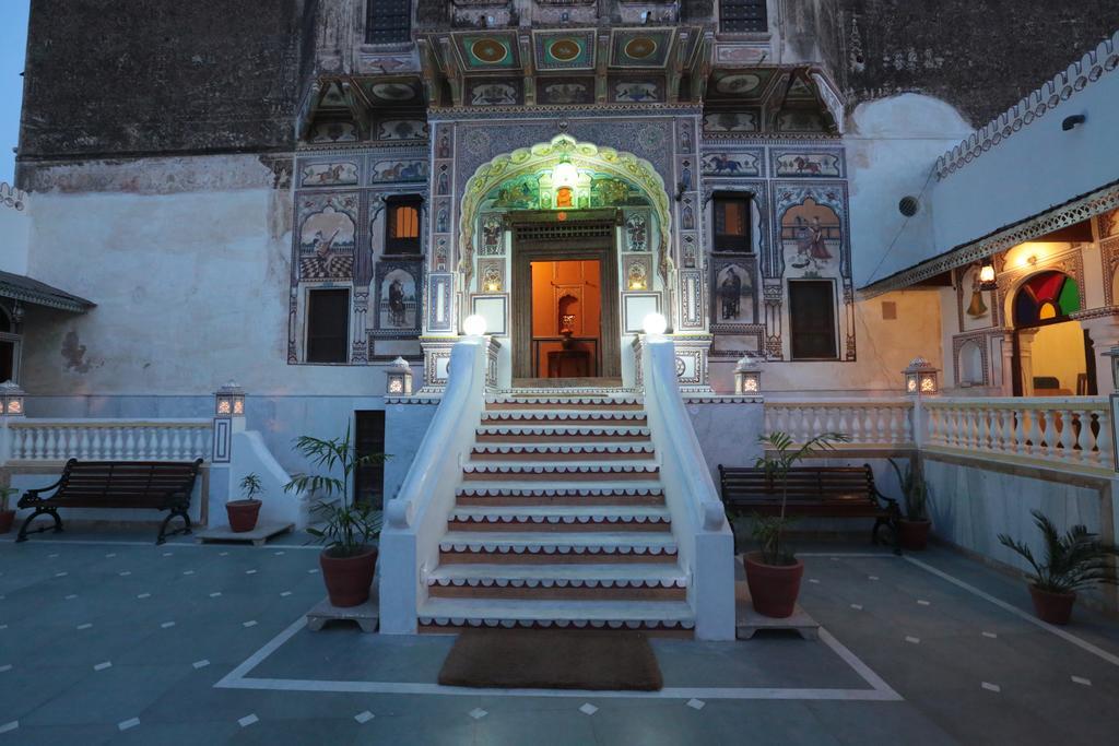 Hotel Radhika Haveli, Mandawa Exterior photo