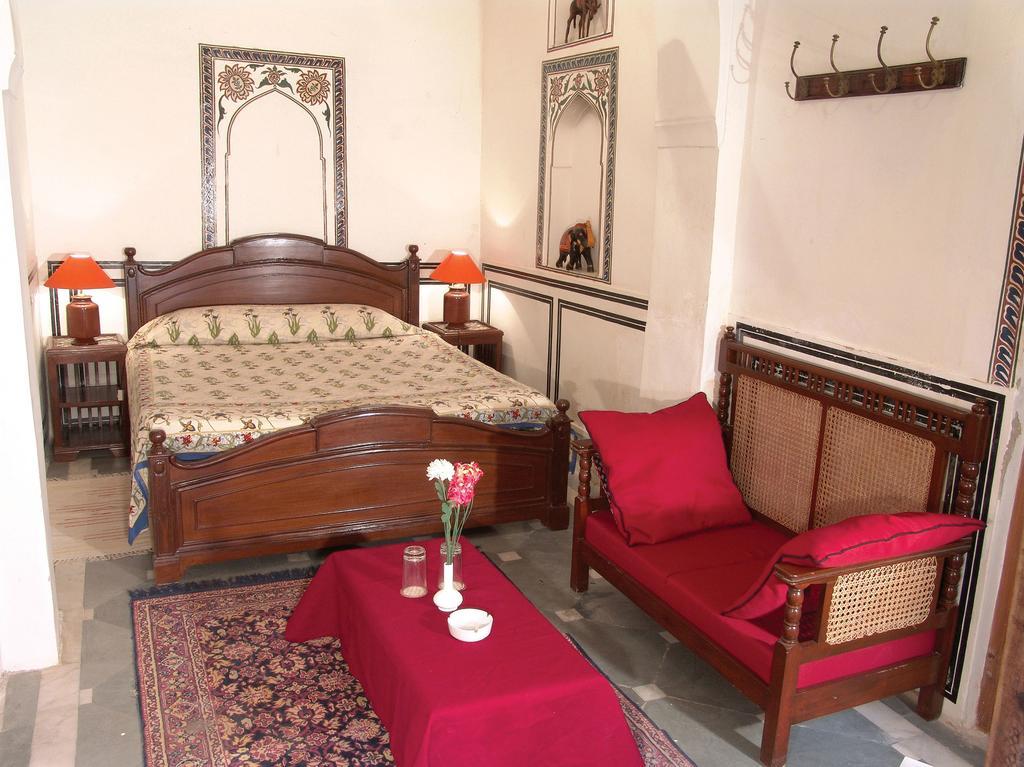 Hotel Radhika Haveli, Mandawa Exterior photo