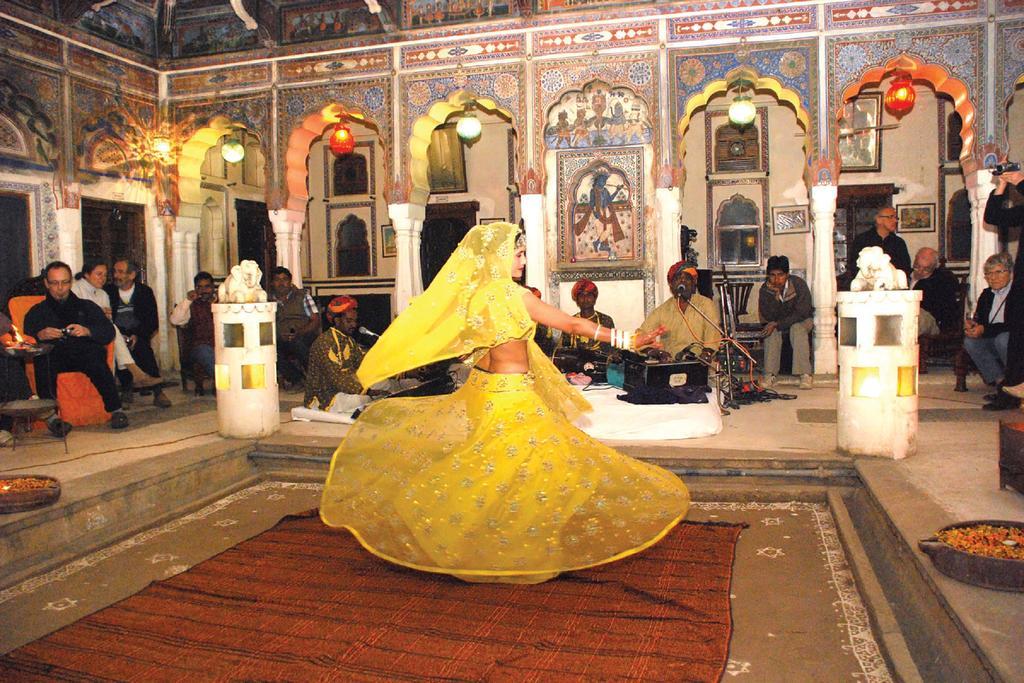 Hotel Radhika Haveli, Mandawa Exterior photo